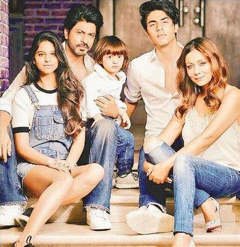 NEW PICS! SRK-Gauri khan family photoshoot for a book with Abram, Aryan ...