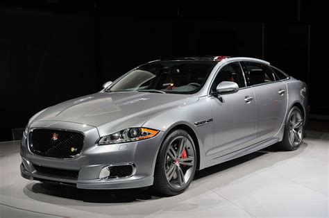 New Jaguar XJR Sport Saloon Debuts in New York | eXtravaganzi