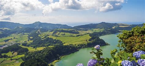 Top 7 attractions of the Azores