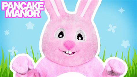 BUNNY HOP ♫| Dance Song for Kids | Pancake Manor - YouTube