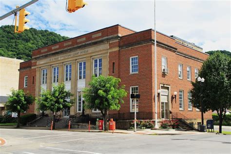 Old Courthouse, Williamson West Virginia | West virginia, Beautiful ...