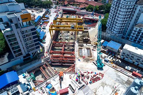 Pictures of Conlay MRT station during construction