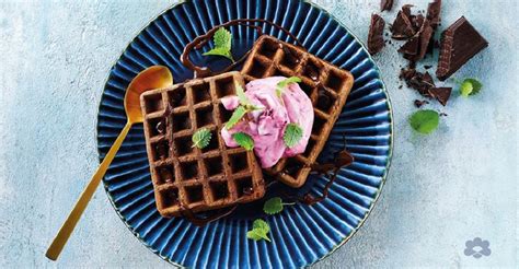 Chocolate Belgian waffles | Puck