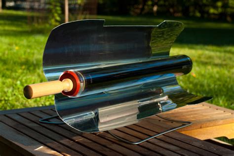 This Solar-Powered Grill Can Continue to Cook at Night - Core77