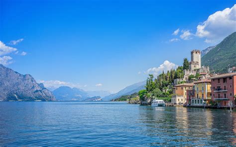 Lake Garda in Italy - Mystery Wallpaper