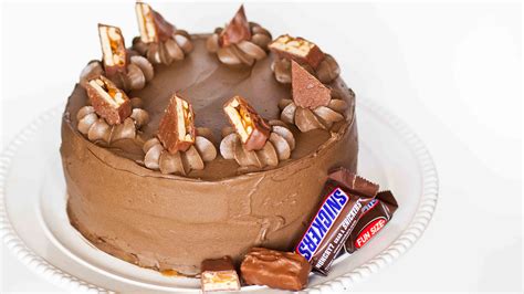 Snickers Cake - Jenice Hays