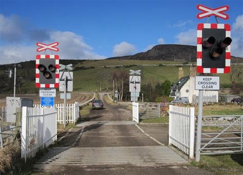 Britain’s User Worked Level Crossings | Amusing Planet