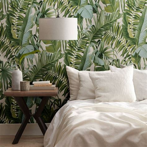 Tropical Leaves Wallpaper - Double roll | Green | Bouclair | Tropical ...