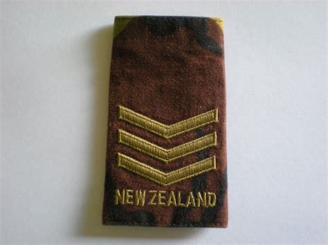 Ranks - Military Flying Badges with a focus on New Zealand, Australia, Canada and the United ...