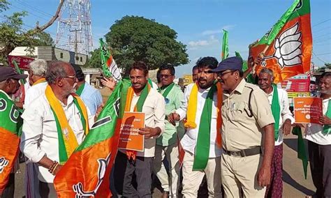 BJP leaders arrested at Kalluru in Khammam district