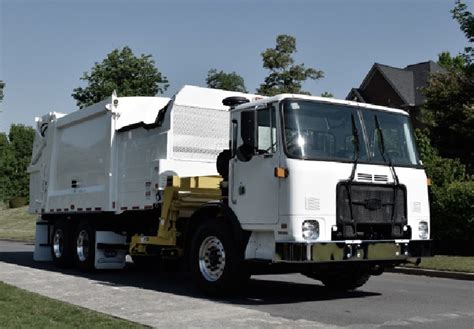 Garbage Trucks for Rent | Big Truck Rental