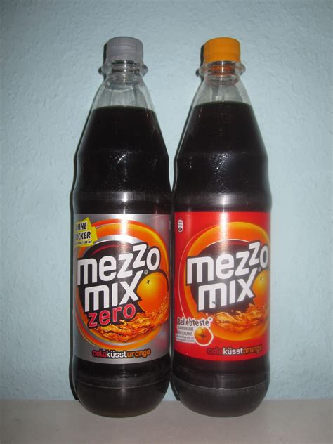 File:Coca Cola Mezzo Mix and Mezzo Mix Zero.jpg - Wikimedia Commons