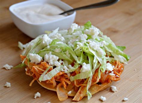 Tostadas de Tinga 3 | Mexican food recipes authentic, Mexican food ...