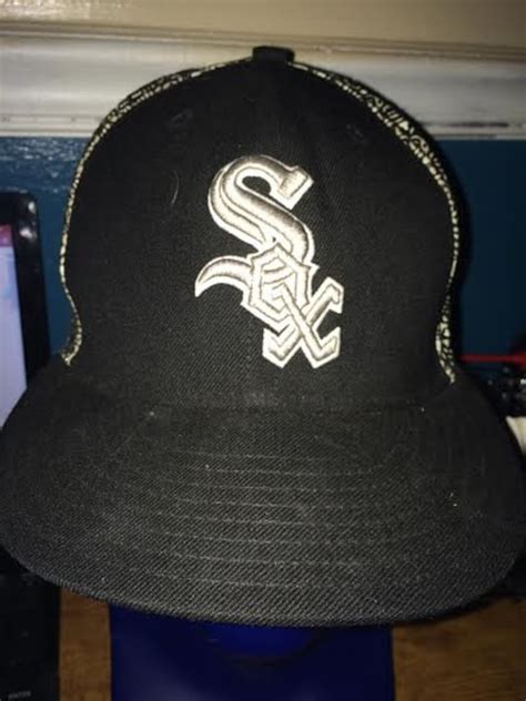 Vintage 1990s CHICAGO WHITE SOX fitted Hat Mlb by bigbootyjudys