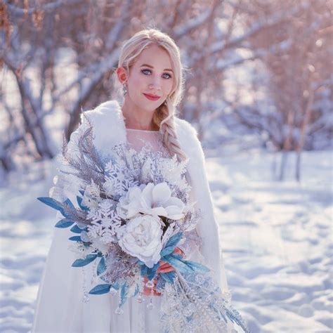 A frozen Elsa and Jack Frost inspired wedding shoot by GeekChic and ...