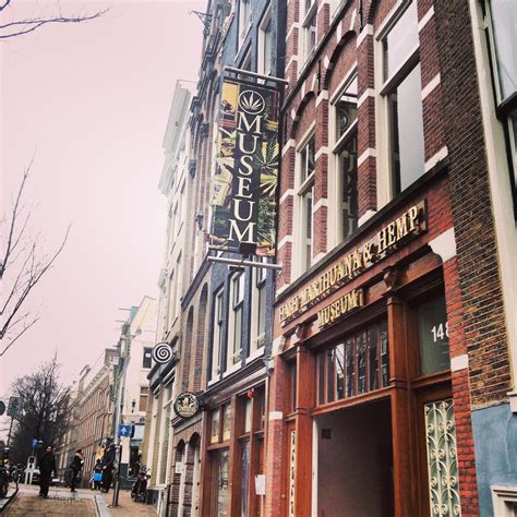 Peace Love Wanderlust: De Wallen, Amsterdam!