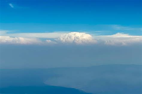 Dry Line: How It Forms Thunderstorms | Boldmethod