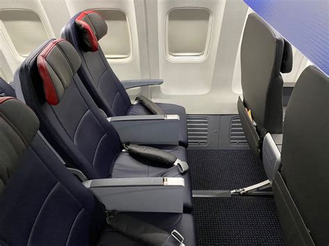 Guide To American Airlines Main Cabin Extra: Is It Worth It? - One Mile ...