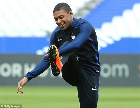 Diego Costa says Kylian Mbappe is a 'killer' goalscorer | Daily Mail Online