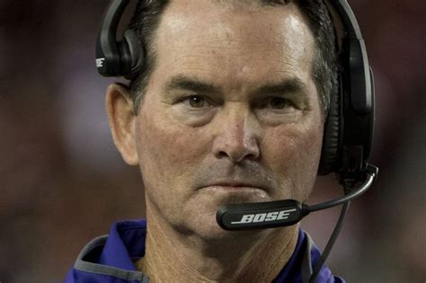 Minnesota Vikings coach Mike Zimmer needs third eye surgery - UPI.com