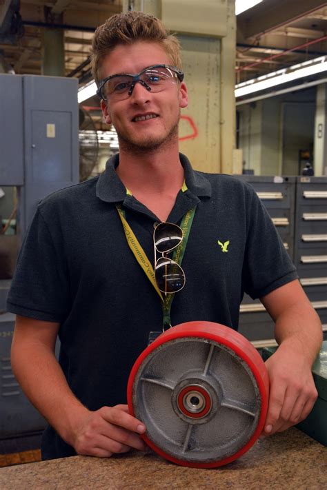 DVIDS - Images - Watervliet Arsenal Apprentices: Producing parts ...