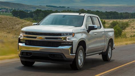 2021 Chevrolet Silverado 1500 Review | Kelley Blue Book