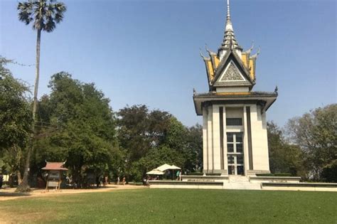 Khmer Rouge, Genocide Museum &Killing Field Tour