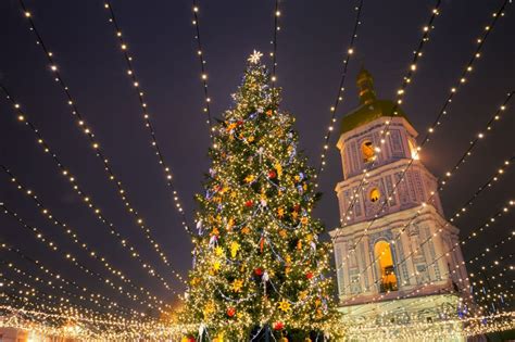 Best European Christmas Tree – Ukrainian in Philly