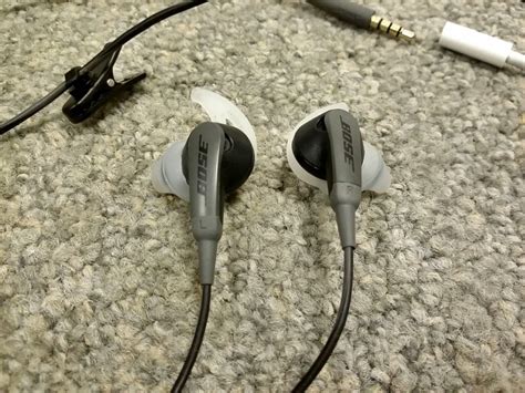 iBid Lot # 6578 - Bose Wired Headphones/Earbuds