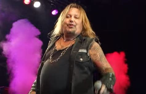 MÖTLEY CRÜE's VINCE NEIL Is Back In Shape For 'The Stadium Tour ...