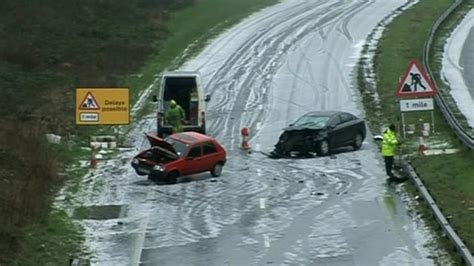 Icy conditions cause school closures and road accidents - BBC News