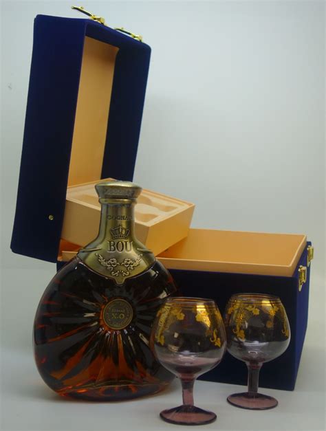 Bou Cognac XO France Gift Set with Two Glasses - www.oldtowntequila.com