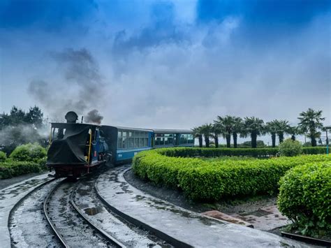 भारत के 5 ऐसे रेलवे ट्रैक जिनकी खूबसूरती आपका दिल जीत लेगी: Best Train Routes in India