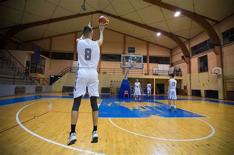 Basketball jump shot: Technique, drills & tips