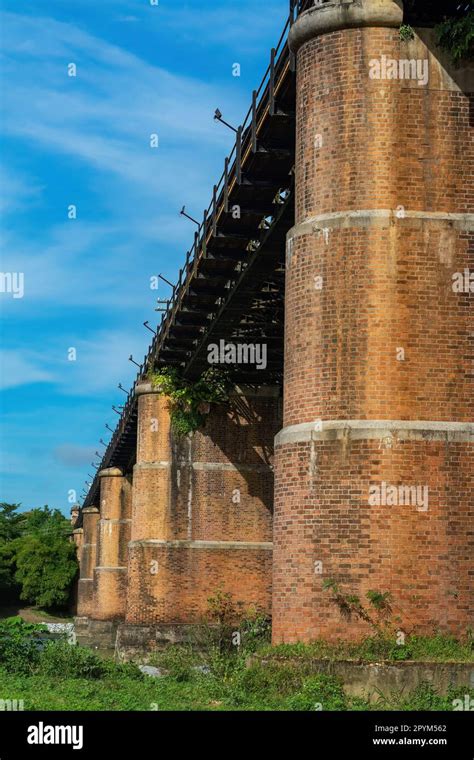 Victoria Bridge history timeline since 1897 on the signboard in Kuala Kangsar Stock Photo - Alamy