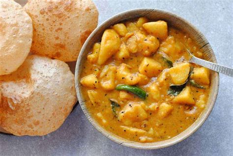 Aloo Curry (Indian Potato Curry Recipe) | Indian Ambrosia