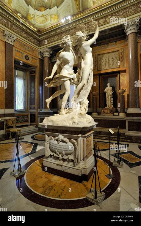 Daphne And Apollo Bernini Sculpture