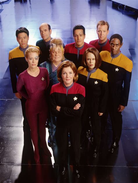 25 Essential episodes to celebrate the 25th anniversary of Star Trek ...