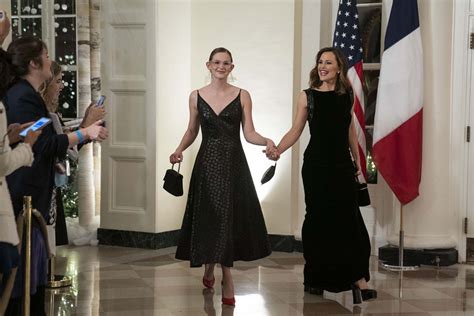 Jennifer Garner Brought Violet to the State Dinner - Go Fug Yourself Go ...