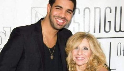 Sandi Graham - Drake's Mother - DailyEntertainmentNews.com