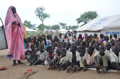 South Sudan's refugee camps flooded – in pictures | Sudan refugees, Refugee camp, Refugee