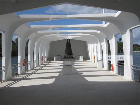 USS Arizona Memorial, A Museum To Commemorate The Battle of Pearl ...