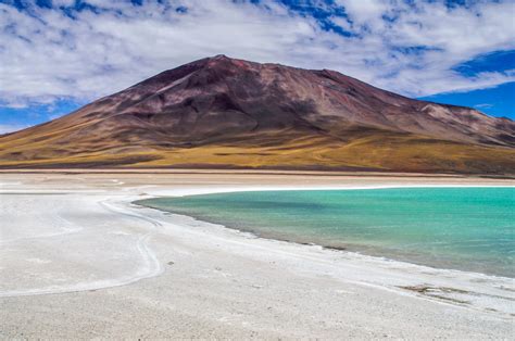 Laguna Verde Bolivia: Facts, How To Visit + More – The Discoveries Of