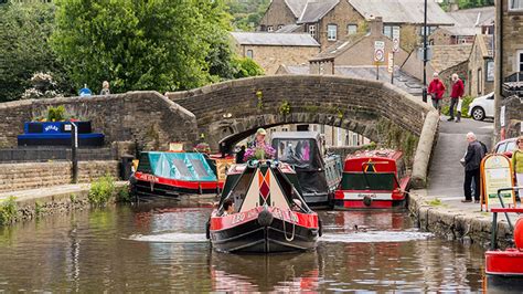 8 best canal walks in the UK