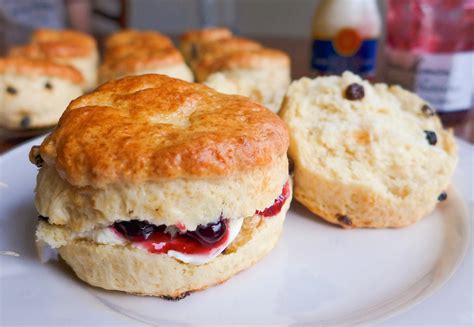 Dimples & Delights: Classic British Scones with Currants