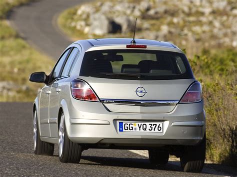 Car And Car Zone: Opel Astra 2007 new cars, car reviews, car pictures ...