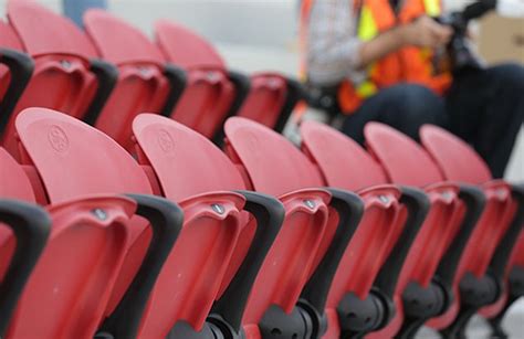 Seat Installation Begins - Levi's® Stadium