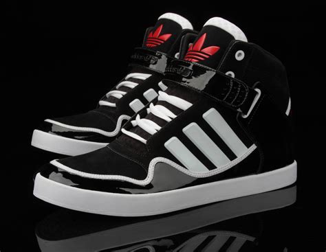 adidas Originals AR 2.0 Chicago | Complex