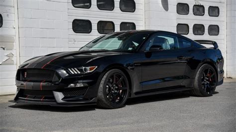 2016 Ford Shelby Mustang GT350R VIN: 1FATP8JZ6G5525720 - CLASSIC.COM