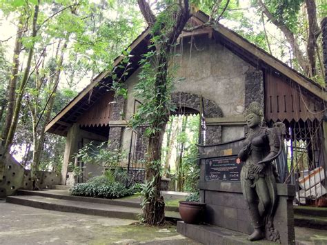 Museum Ullen Sentalu Jogja [update 2023] : Foto, Lokasi, Rute, Tiket Masuk dan Fasilitas